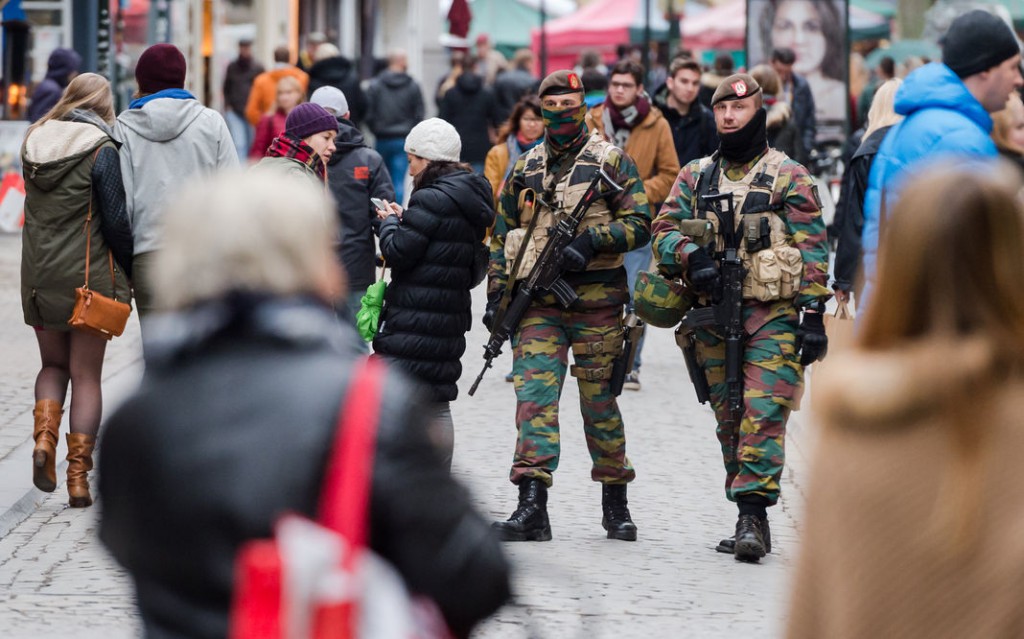 Bruxelles blindata, allerta terrorismo