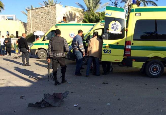 Isis rivendica l'attentato a un hotel nel Sinai