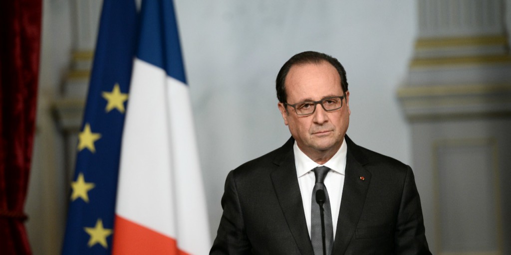 Hollande annuncia l'assenza al G20