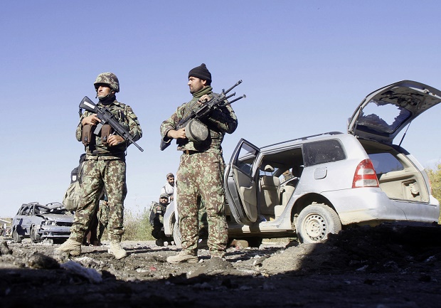 Kamikaze contro funzionario a Kabul