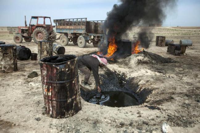 Petrolio, la prima fonte di guadagno per l'Isis