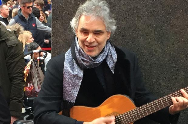 Andrea Bocelli per i senzatetto