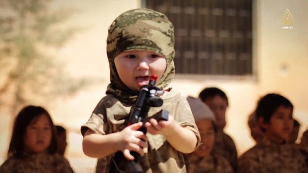 L'Isis forma un esercito di bambini